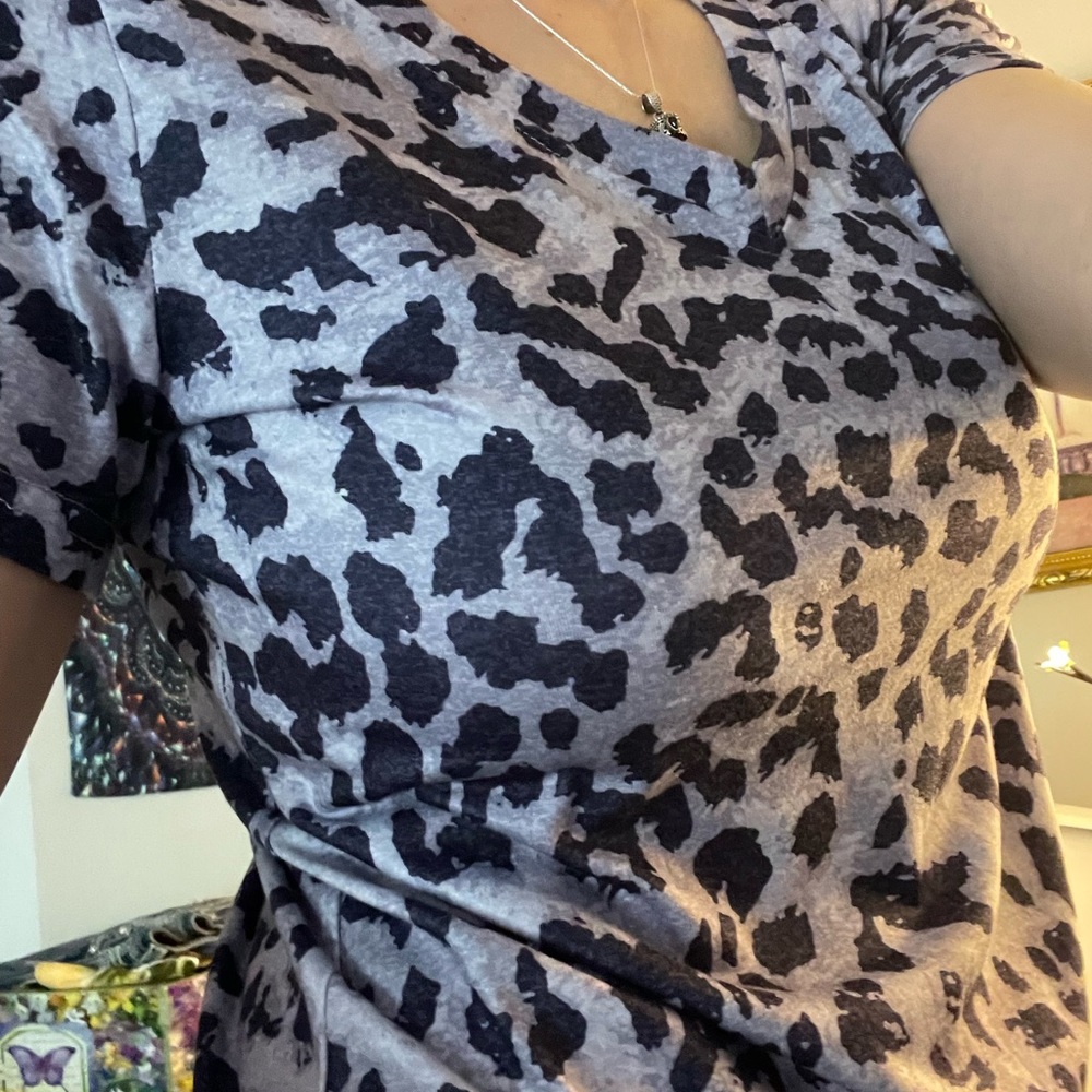 Leopard print metallic purple stretchy top